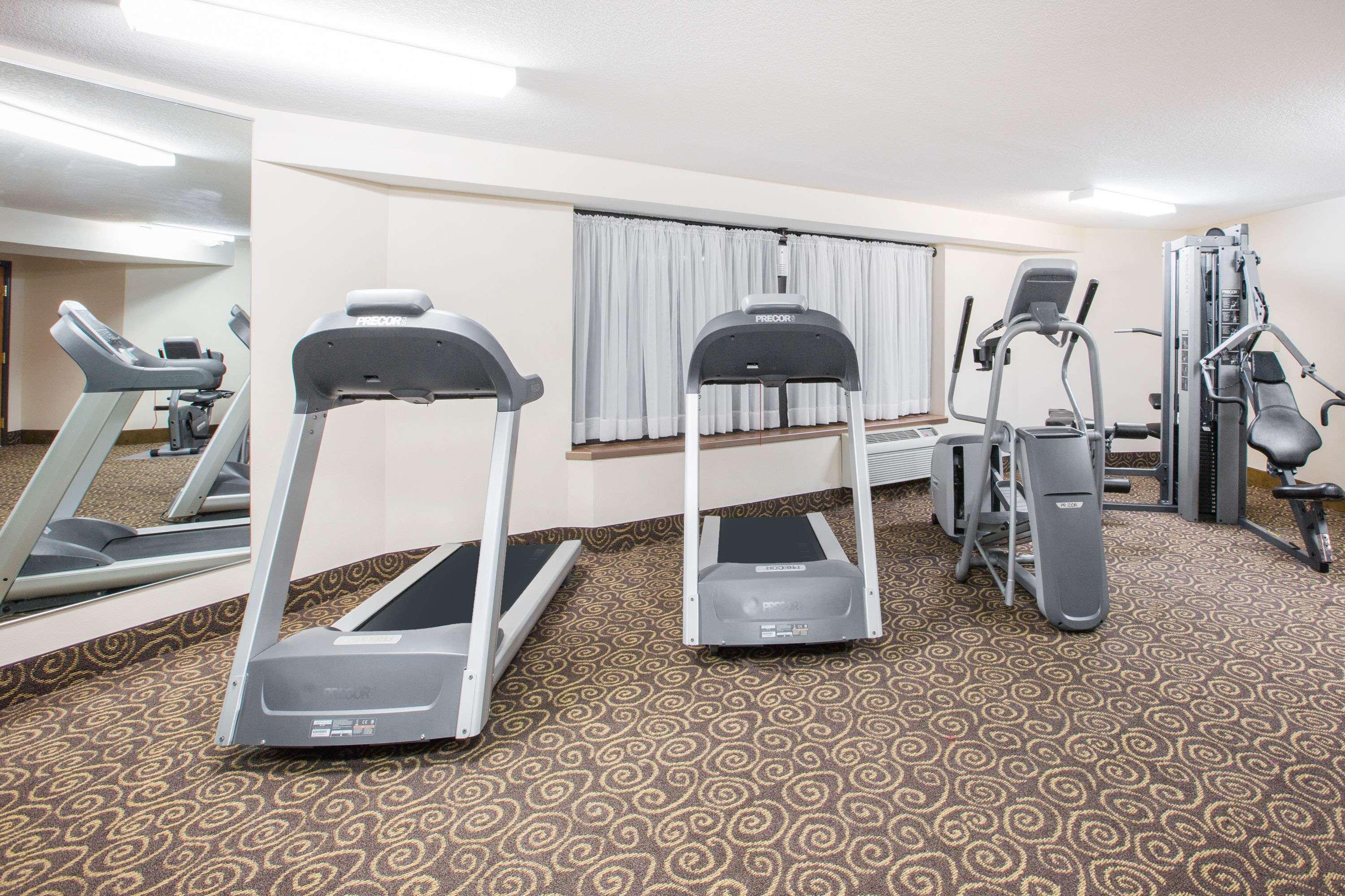 Ramada By Wyndham Des Moines Tropics Resort & Conference Ctr Urbandale Экстерьер фото